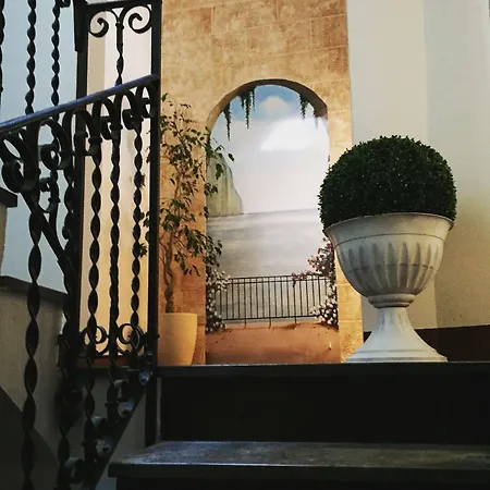Voila Guest house 3*