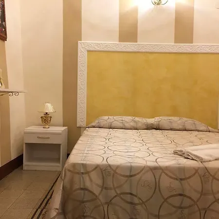 Voila 3* Terrasini