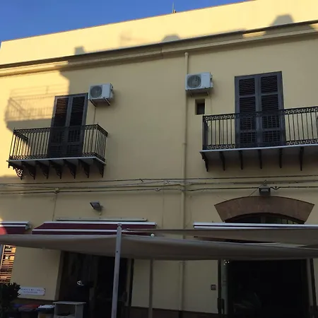 Guest house Voila 3*