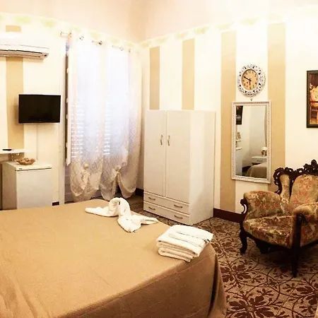 Voila Guest house Terrasini